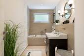 Badezimmer Bild 1 - 