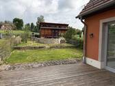 Blick in Garten von Terrasse - 5 Zimmer Reihenmittelhaus in Pirna ot Graupa