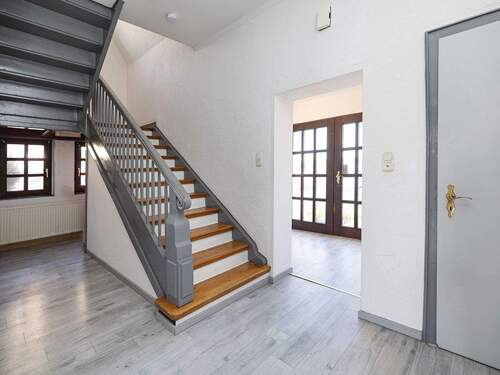 EG Flur - 5 Zimmer Einfamilienhaus zum Kaufen in Georgsmarienhütte