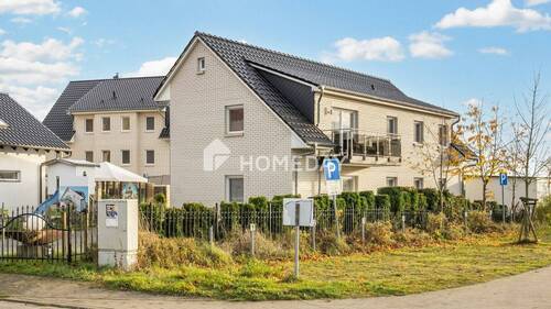 Außenansicht 2 - 8 Zimmer Mehrfamilienhaus, Wohnhaus in Peenemünde