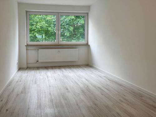 Zimmer 1 - 3 Zimmer Etagenwohnung in Burghausen