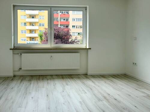 Zimmer 2 - Etagenwohnung mit 81,80 m&sup2; in Burghausen zum Kaufen