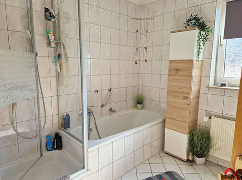 Bad Erdgeschoss - 