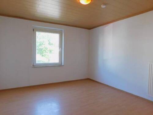 SB8 Schlafzimmer 1 - 