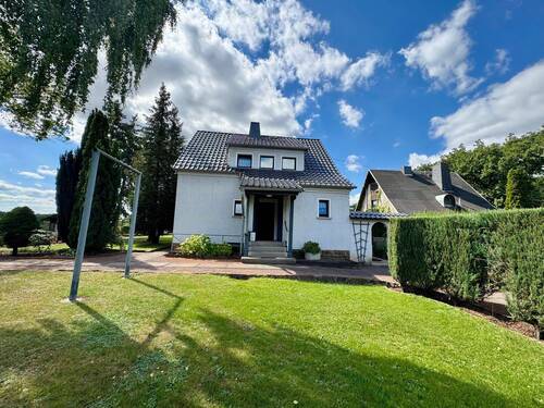 Vorderansicht EFH - 