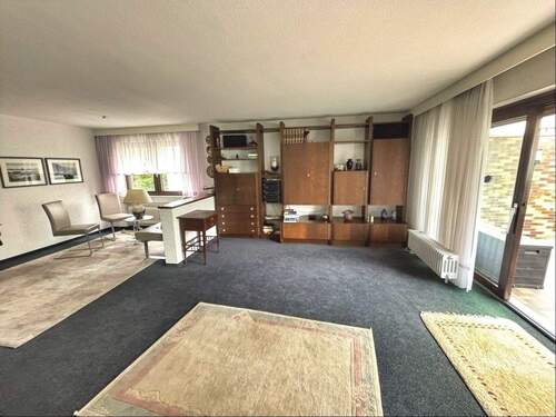 Wohnzimmer Haupthaus - Mehrfamilienhaus, Wohnhaus mit 239,00 m² in Magstadt zum Kaufen
