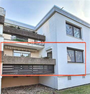 Westseite - Blick auf den Balkon vom Wohn- und Schlafzimmer zu betreten - 3 Zimmer Etagenwohnung zum Kaufen in Uelzen