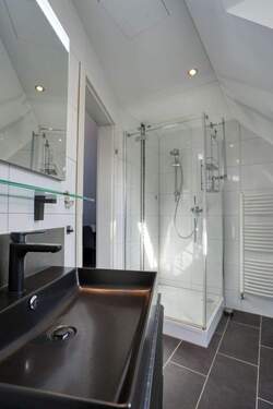 Duschbad im Dachgeschoss - 