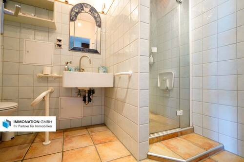 Badezimmer - Etagenwohnung mit 63,50 m² in Oberasbach zum Kaufen