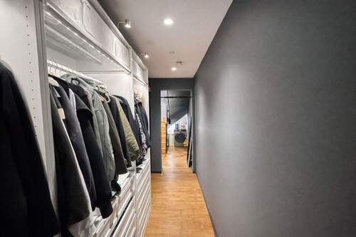 Flur / Ankleide (EG) - 