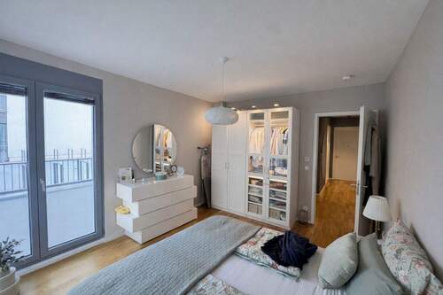 Schlafzimmer 2 (1. OG) - 