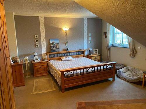 Schlafzimmer Ansicht1 - 