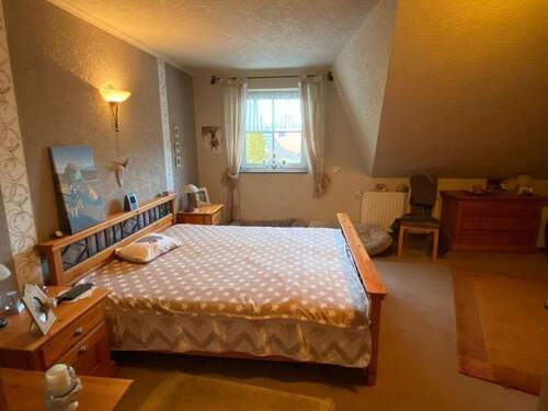 Schlafzimmer Ansicht 2 - 