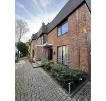 Großzügige Erdgeschosswohnung mit Garten in ruhiger Lage von Schildgen - Bergisch Gladbach