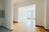 Wohnung EG li WZ - 1 Zimmer Mehrfamilienhaus, Wohnhaus zum Kaufen in Chemnitz