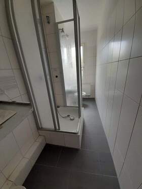 Bad - 4 Zimmer Etagenwohnung zur Miete in Kalbe