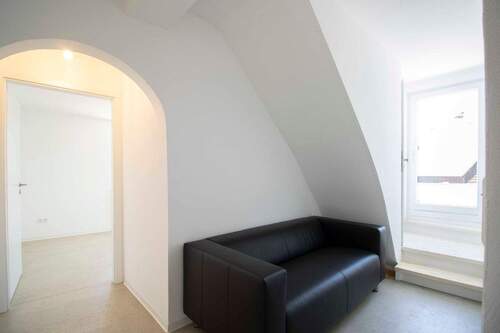 Flur Zugang Dachterrasse - 