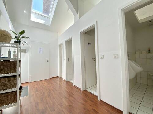 TOILETTENBEREICH - 