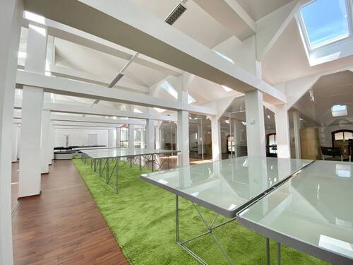 OFFENES BÜROZENTRUM - 