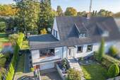 Hausansicht - 4 Zimmer Doppelhaushälfte zum Kaufen in Hamburg / Horn