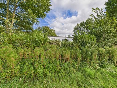 Versteckt: Ansicht von der Straße - 