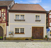 Historisches Altstadthaus mit romantischem Innenhof im malerischen Seßlach