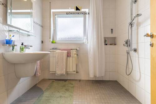 behindertengerechtes Bad - 