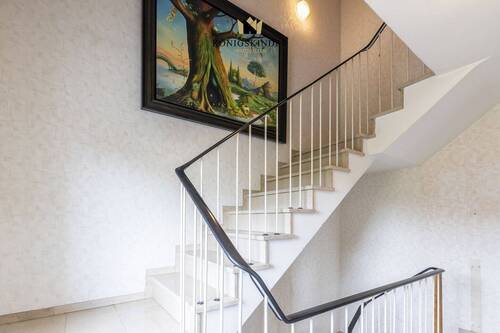 Treppenaufgang zum OG - 