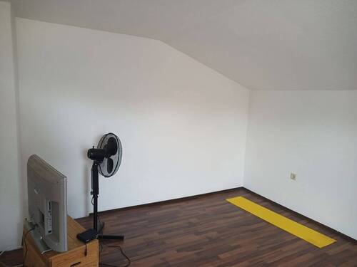 Zimmer 4 WG3 - 