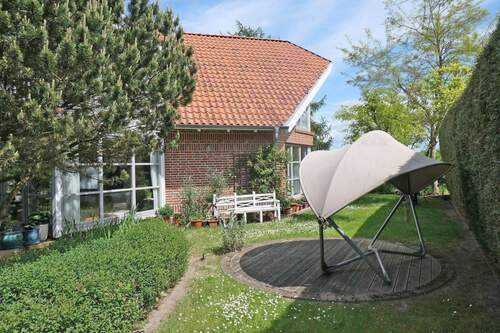 Ruheplatz mit Sonnenschirm - 