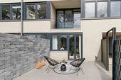 Blick auf die neue Terrasse - 