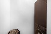 Waschmaschine u. Trocknerraum - 