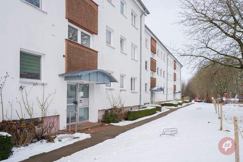 Außenansicht vom Eingang - 