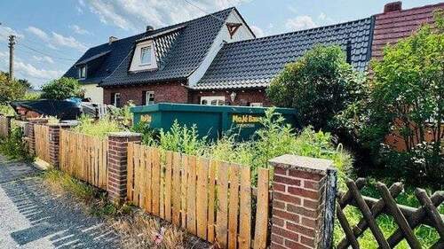 Vorderansicht - 4 Zimmer Doppelhaushälfte zum Kaufen in Eilenburg