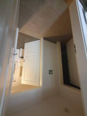 Flur zum Schlafzimmer und Bad - 