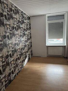 Bild 2 - 2 Zimmer Etagenwohnung zur Miete in Ludwigshafen