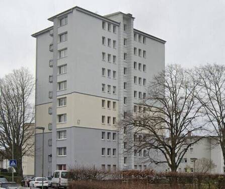 Außenbild - 2-Zimmer-Wohnung im Erdgeschoss eines gepflegten Hauses.