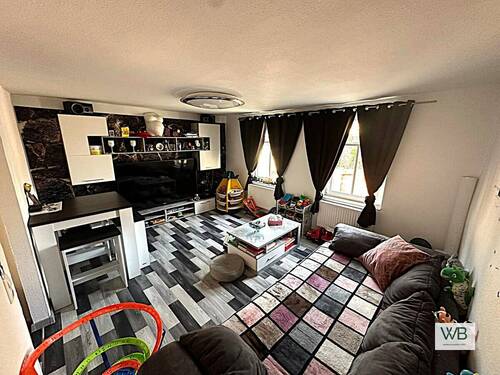 Wohnzimmer - 2 Zimmer Etagenwohnung zur Miete in Ermsleben
