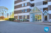 Hauseingang - 2 Zimmer Etagenwohnung zum Kaufen in Plön
