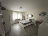 Schlafzimmer EG Teilansicht - 
