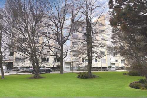 Ansicht - Helle 3-Zimmer-Wohnung mit Westbalkon, Aufzug und TG-Stellplatz in ruhiger Lage von Sindelfingen