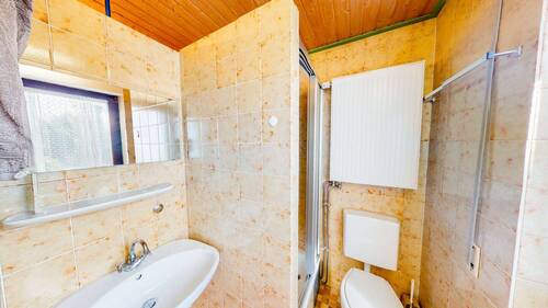 2. Duschbad im Untergeschoss - 