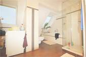 AnKaSa GmbH Maklerempfehlung Leipzig_DG Wohnung_Tageslichtbad mit Dusche un - 