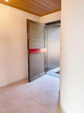 Hauseingang - 5 Zimmer Reihenendhaus in Grevenbroich