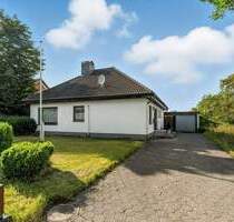 Charmantes Einfamilienhaus in ruhiger Lage von Gelting - mit großem Garten und Vollkeller