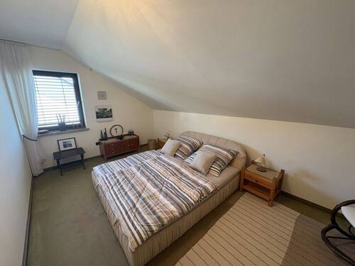Schlafzimmer DG - 