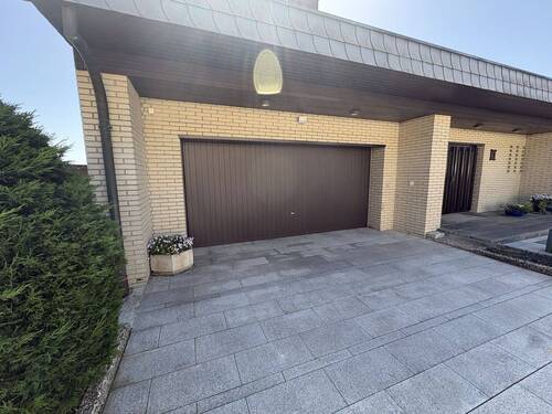 Garage - 