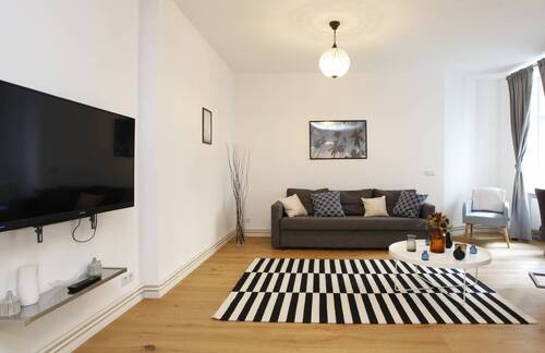 1.jpg - Helle 2 Zimmerwohnung zu vermieten in München