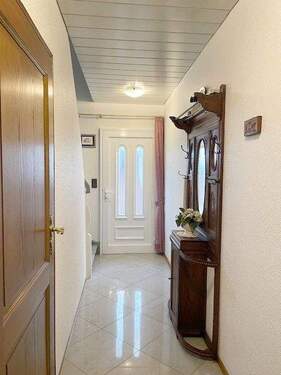 Diele.jpg - Doppelhaushälfte mit 70,00 m&sup2; in Dormagen zum Kaufen