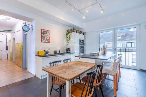 Geräumiger Essbereich zum Wohlfühlen! - 5 Zimmer Etagenwohnung in Köln